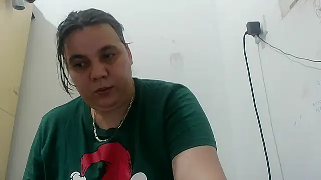 Snapshot of VixenBya chatting on 05/27/26, 07:38 VixenBya online show from 05/27/26, 07:38