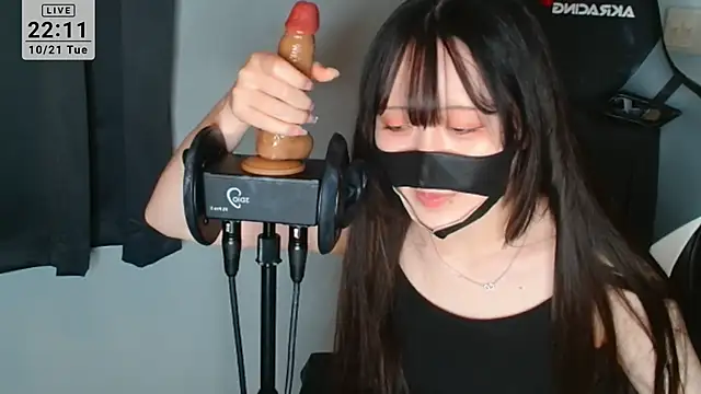 R18onesanASMR online show from 10/21/25, 01:12