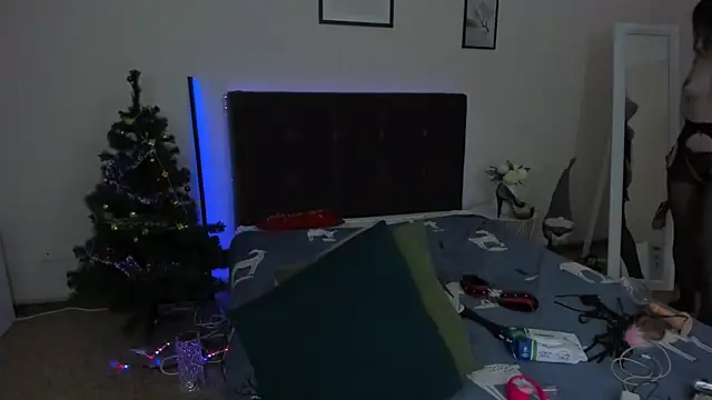 CassieEvans online show from 12/29/24, 06:56