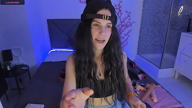 Snapshot of CassieEvans chatting on 07/17/26, 05:25 CassieEvans online show from 07/17/26, 05:25