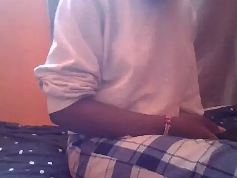 ebonyvalleria1 online show from 03/25/26, 08:53