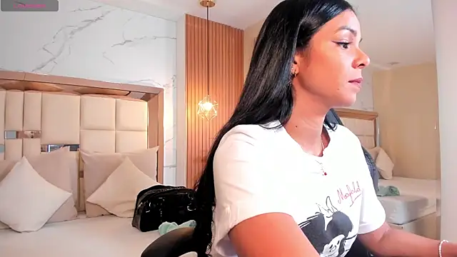 fabiana rodriguez online show from 01/08/25, 10:16