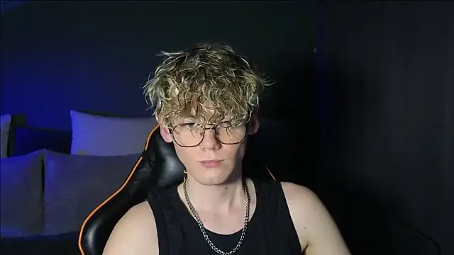 Keytaro online show from 03/20/26, 11:31