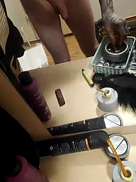 istiaqua90 online show from 03/23/25, 12:47