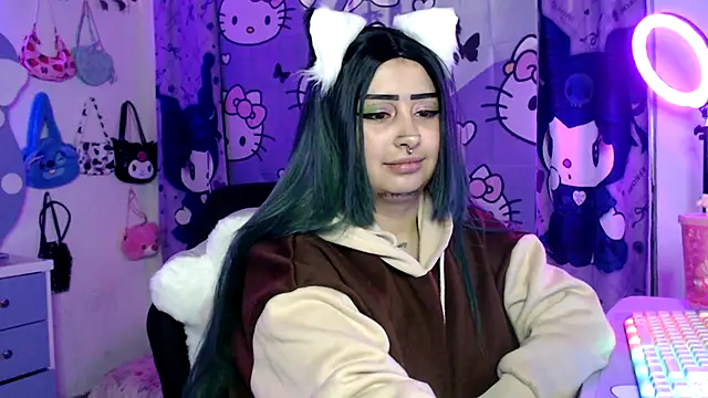 lussyevans24 online show from 10/23/25, 04:45