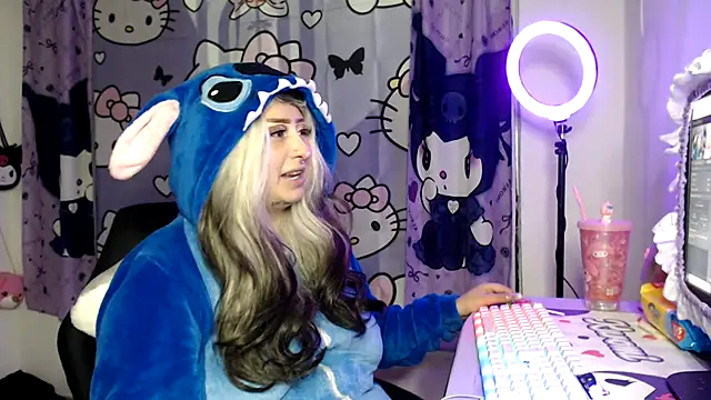 lussyevans24 online show from 11/11/25, 03:50