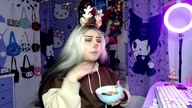 lussyevans24 online show from 12/16/25, 03:33