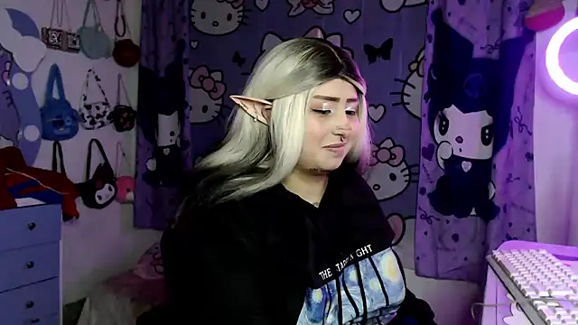 lussyevans24 online show from 01/19/26, 04:16