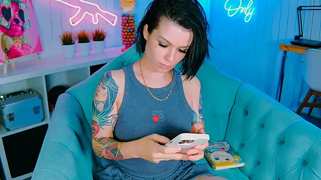 My toys pink online show from 09/22/25, 10:56