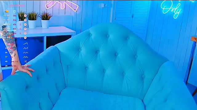 My toys pink online show from 10/24/25, 05:15