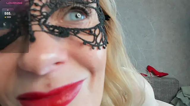 angelica marquise online show from 11/17/25, 09:26