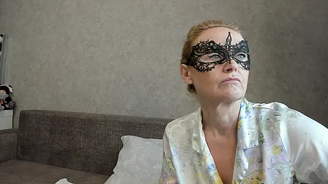 angelica marquise online show from 12/15/25, 04:11