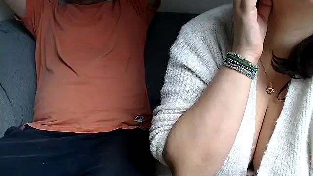 Snapshot of margotgra82 chatting on 11/01/25, 09:00 margotgra82 online show from 11/01/25, 09:00