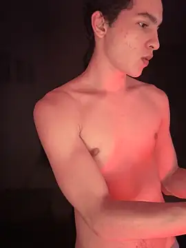 Snapshot of cybercosmiiic chatting on 02/13/25, 11:26 cybercosmiiic online show from 02/13/25, 11:26