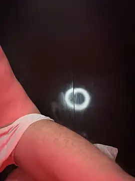 Snapshot of cybercosmiiic chatting on 03/08/25, 03:17 cybercosmiiic online show from 03/08/25, 03:17