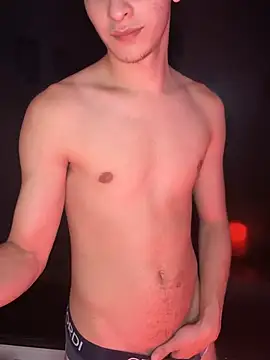 Snapshot of cybercosmiiic chatting on 03/18/25, 11:20 cybercosmiiic online show from 03/18/25, 11:20