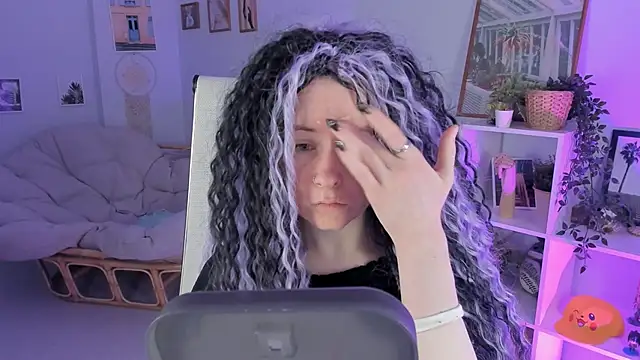 LexiWenford online show from 03/20/25, 02:29