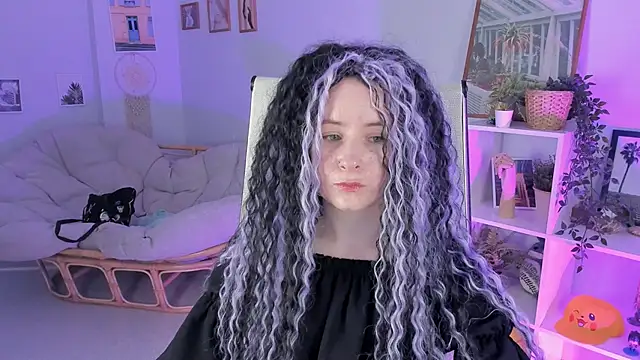 LexiWenford online show from 03/20/25, 08:53