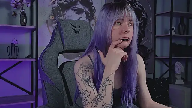 LexiWenford online show from 02/19/26, 03:02