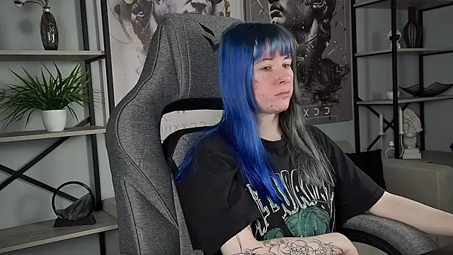 LexiWenford online show from 04/16/26, 02:56