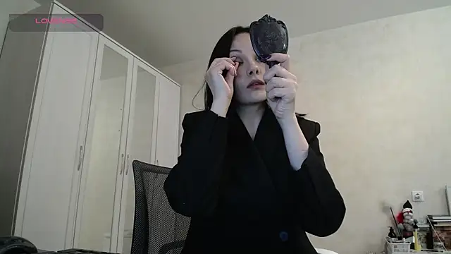 Snapshot of Devil_Goddess chatting on 05/05/26, 04:37 Devil Goddess online show from 05/05/26, 04:37