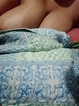Mirella Mattos online show from 04/07/26, 01:50
