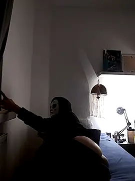 Dennis 2024 online show from 01/03/25, 03:05