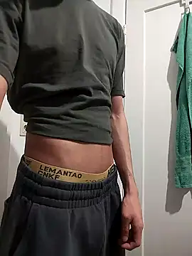 Dennis 2024 online show from 03/19/26, 01:15