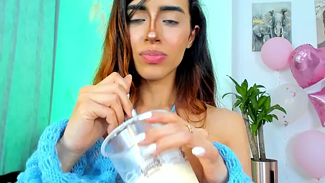 StormiRusso online show from 02/07/25, 08:22