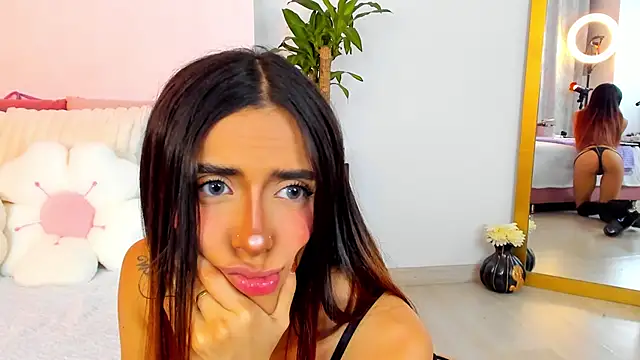 StormiRusso online show from 03/13/25, 03:11