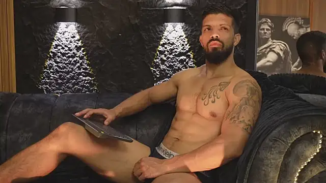 DannSaenz online show from 10/25/25, 12:45