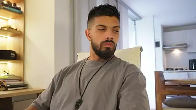 DannSaenz online show from 11/10/25, 09:14