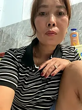 Linaannn online show from 02/08/26, 12:52