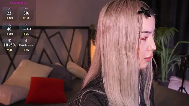 LindaThacker online show from 04/09/26, 04:23