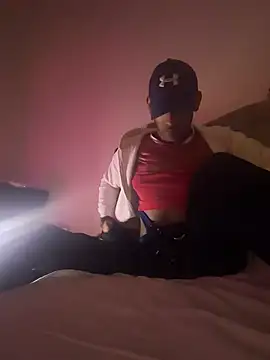 Snapshot of esteraulxxx chatting on 02/06/26, 03:33 esteraulxxx online show from 02/06/26, 03:33