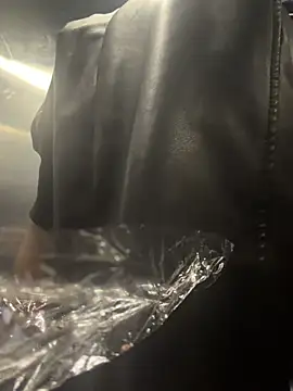 Snapshot of esteraulxxx chatting on 02/11/26, 05:01 esteraulxxx online show from 02/11/26, 05:01