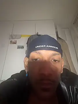 Snapshot of esteraulxxx chatting on 02/12/26, 02:12 esteraulxxx online show from 02/12/26, 02:12