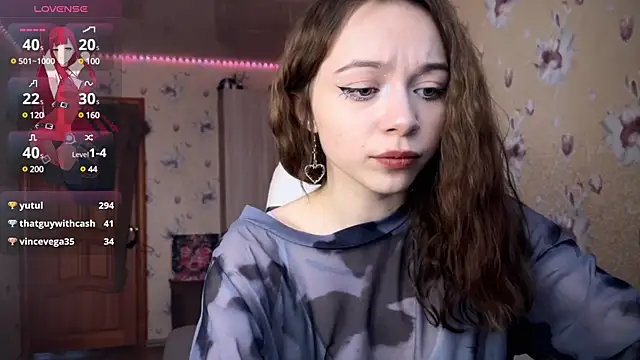 Snapshot of _SofiaBrown chatting on 02/10/25, 05:47 SofiaBrown online show from 02/10/25, 05:47