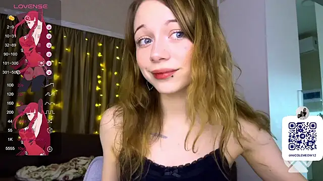 Snapshot of _SofiaBrown chatting on 03/06/26, 03:36 SofiaBrown online show from 03/06/26, 03:36