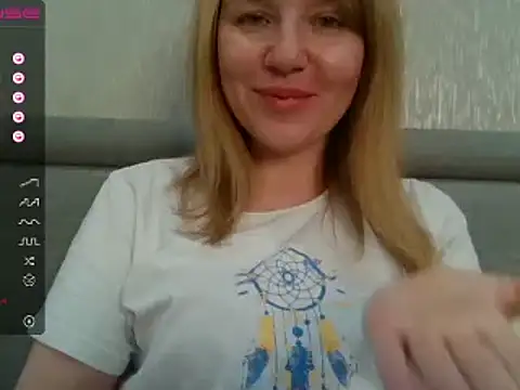 Snapshot of urbadkitty chatting on 12/03/24, 06:59 urbadkitty online show from 12/03/24, 06:59