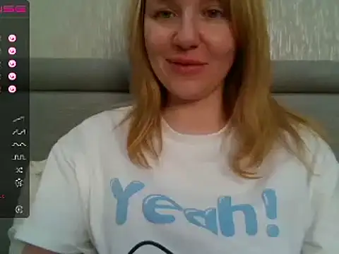 Snapshot of urbadkitty chatting on 01/15/25, 10:06 urbadkitty online show from 01/15/25, 10:06