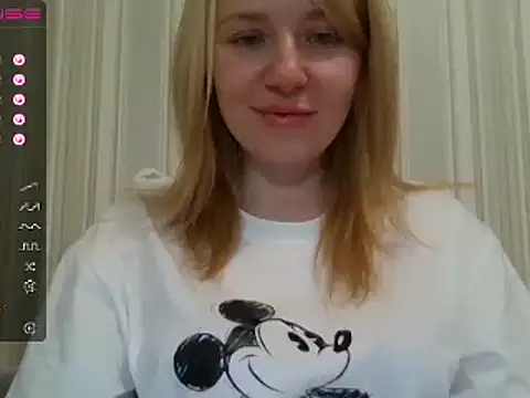 Snapshot of urbadkitty chatting on 01/19/25, 10:50 urbadkitty online show from 01/19/25, 10:50