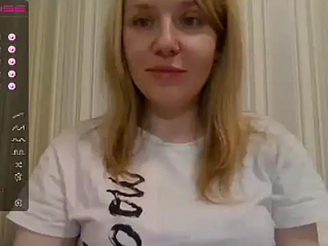 Snapshot of urbadkitty chatting on 01/25/25, 11:44 urbadkitty online show from 01/25/25, 11:44