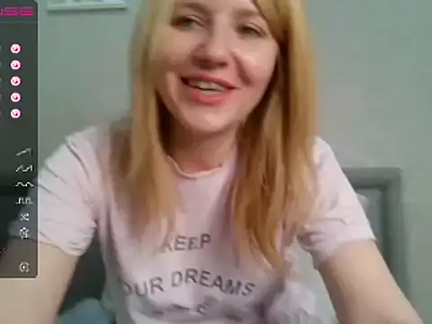 Snapshot of urbadkitty chatting on 03/05/25, 11:17 urbadkitty online show from 03/05/25, 11:17