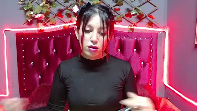 Snapshot of Melani_cute02 chatting on 01/22/25, 05:05 Melani cute02 online show from 01/22/25, 05:05