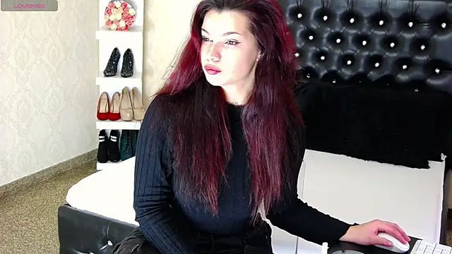 Allisonn223 online show from 10/26/25, 01:28