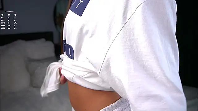 PiquingOgalala online show from 10/26/25, 01:11