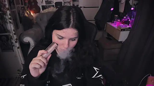 Snapshot of Diasporaaa chatting on 10/31/25, 06:58 Diasporaaa online show from 10/31/25, 06:58