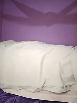 devepole online show from 10/04/25, 03:59