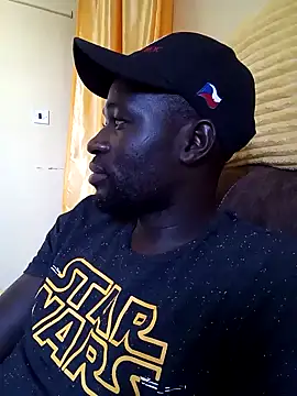 Snapshot of ClinDi chatting on 12/12/24, 01:06 ClinDi online show from 12/12/24, 01:06